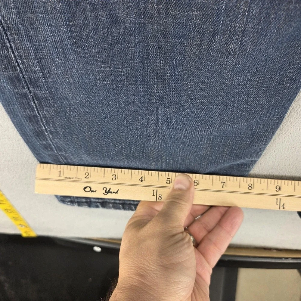 Vintage Levis 504 Jeans Mens 33x34 Blue Straight Engineered Zip Fly Medium Wash